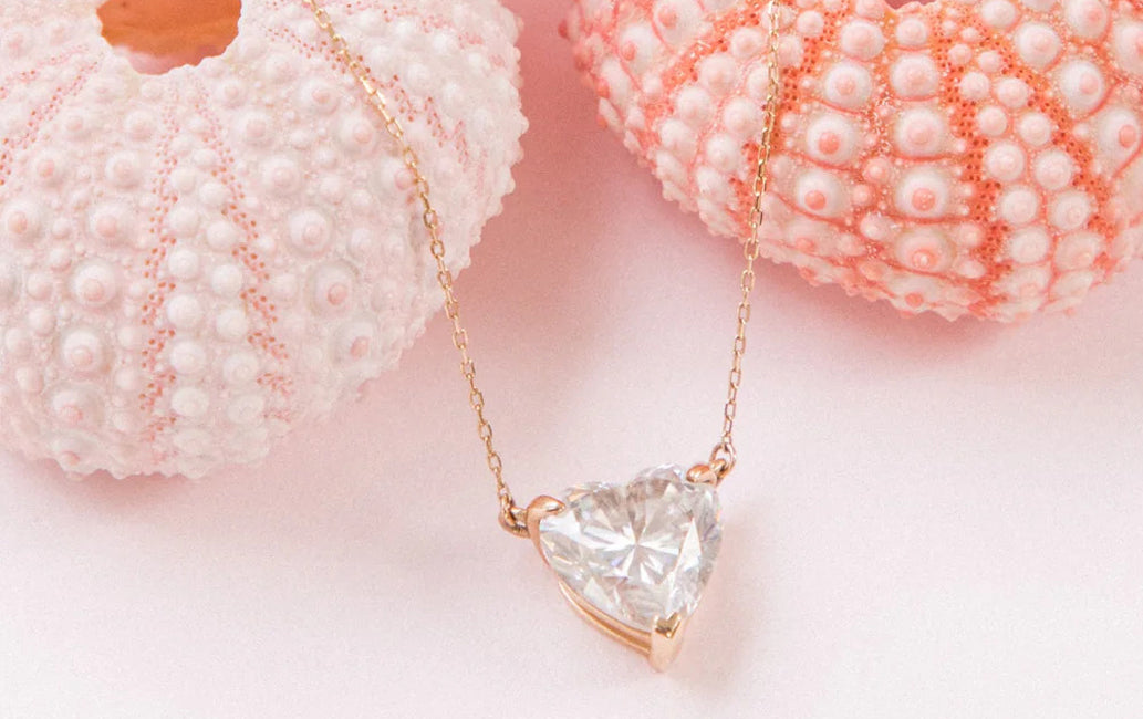 More Sparkle, Less Pressure: Why Moissanite Might Just Be Your New Best Friend